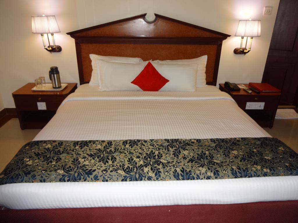 Westway Hotel Calicut Eksteriør billede